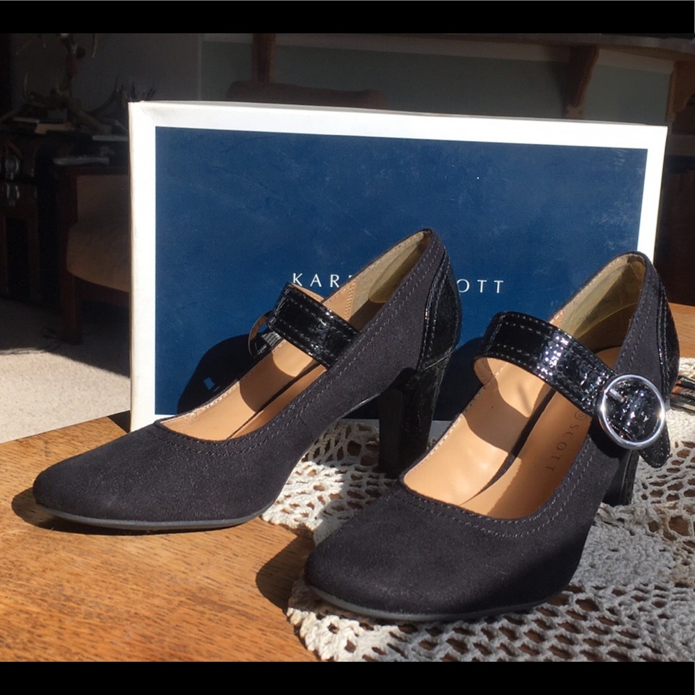 Karen Scott Mary Jane heels